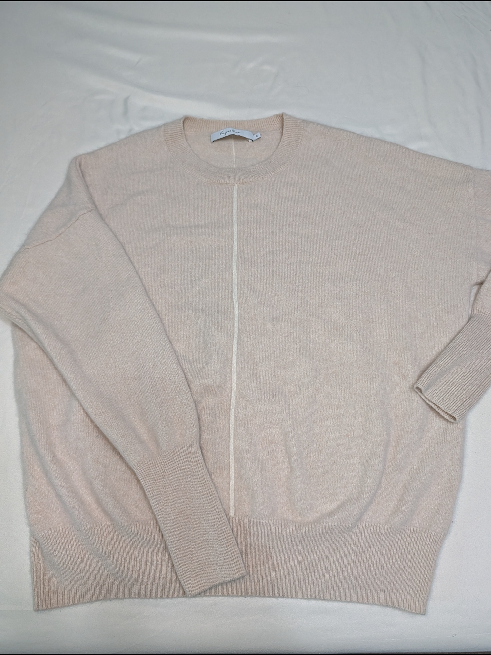 Crewneck Sweater in Light Beige with Center Stitch
